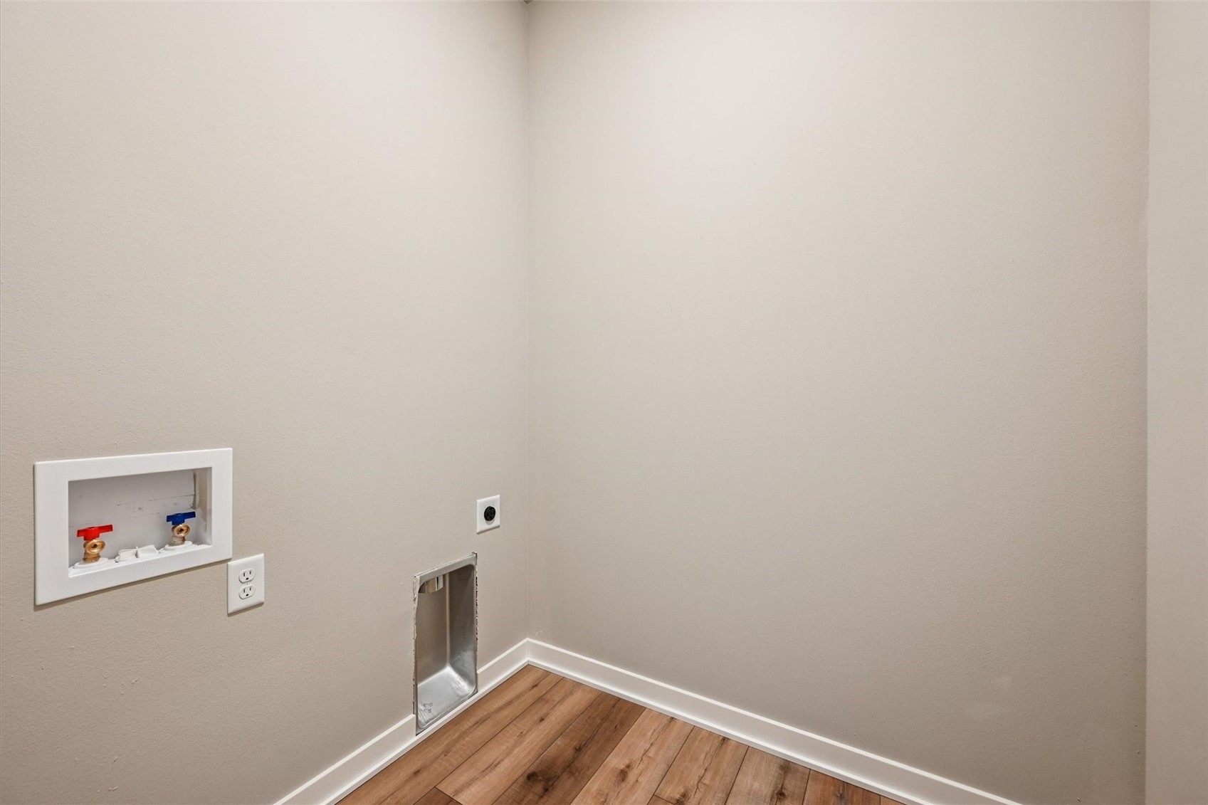 870 Kaiser Street North Liberty IA 52317