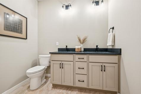 870 Kaiser Street North Liberty IA 52317