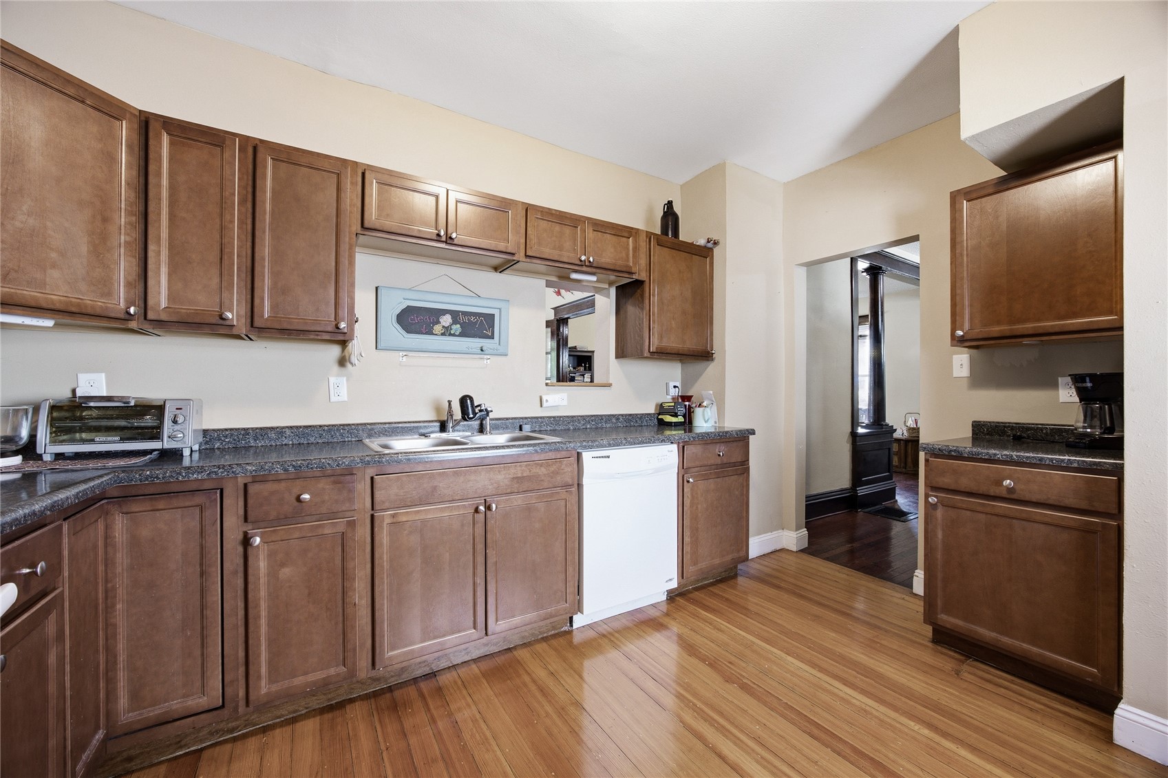 1538 4 Th Avenue SE Cedar Rapids IA 52403