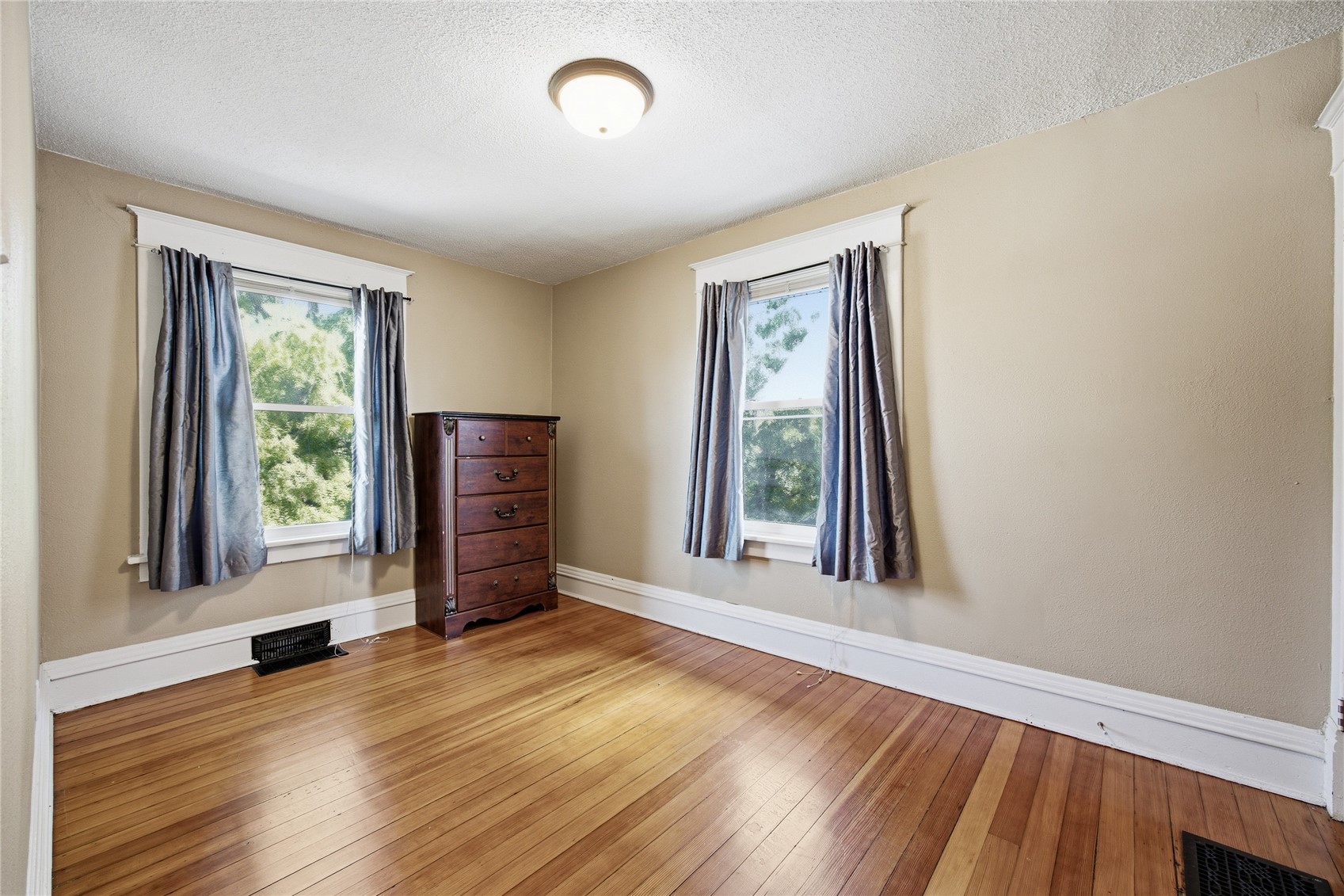 1538 4 Th Avenue SE Cedar Rapids IA 52403