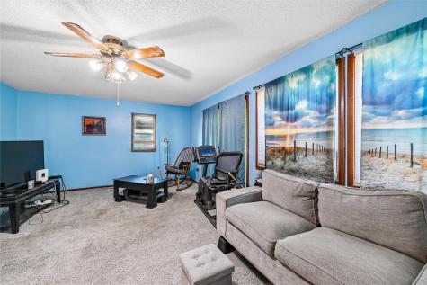 206 Apache Drive Norway IA 52318