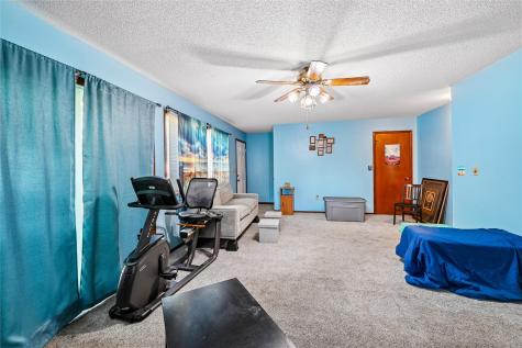 206 Apache Drive Norway IA 52318