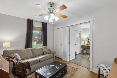 5401 Alburnett Road Marion IA 52302