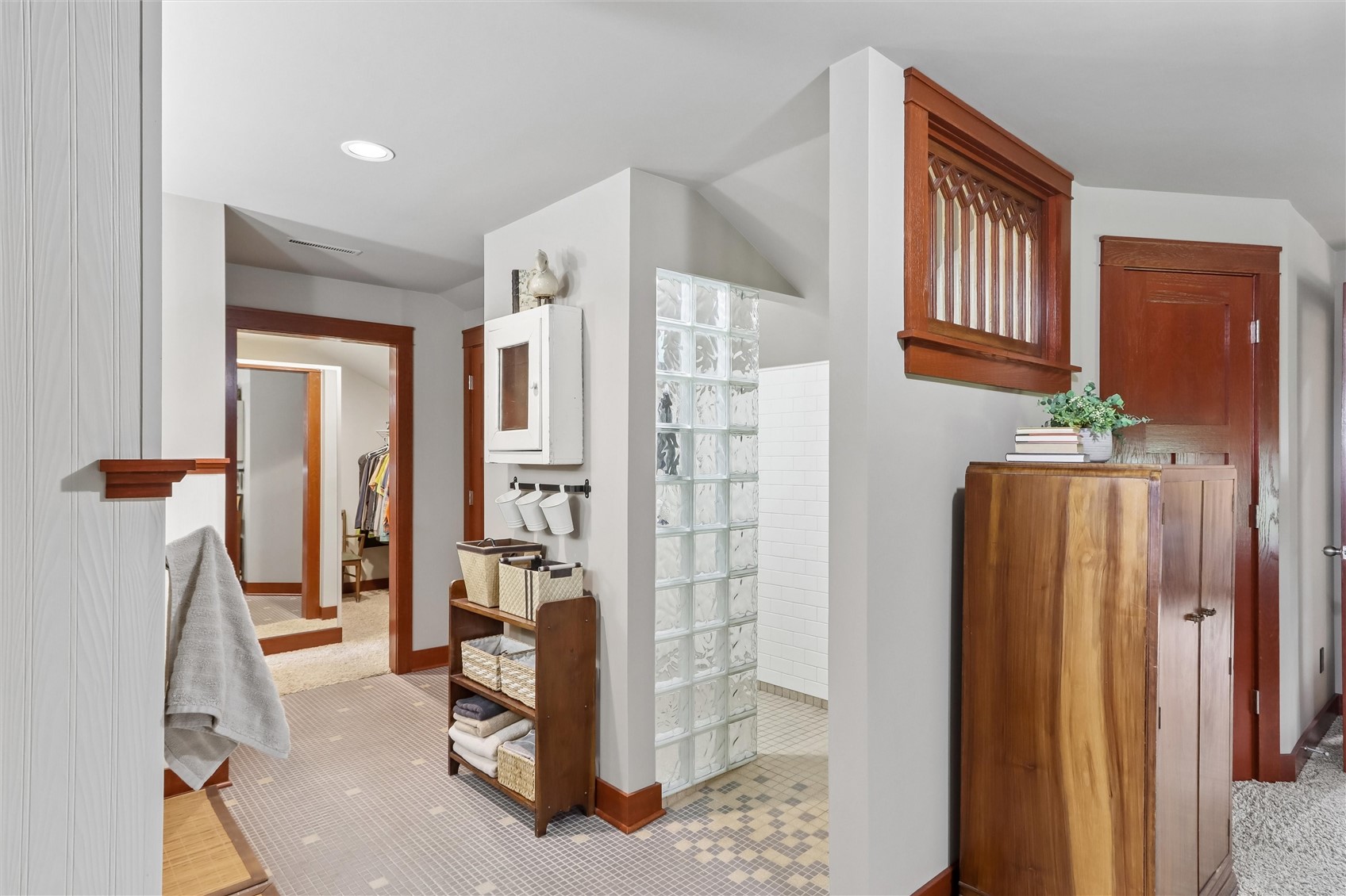 5401 Alburnett Road Marion IA 52302