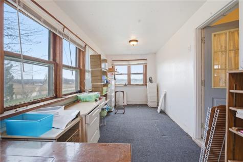 1117 285th Street Tipton IA 52772
