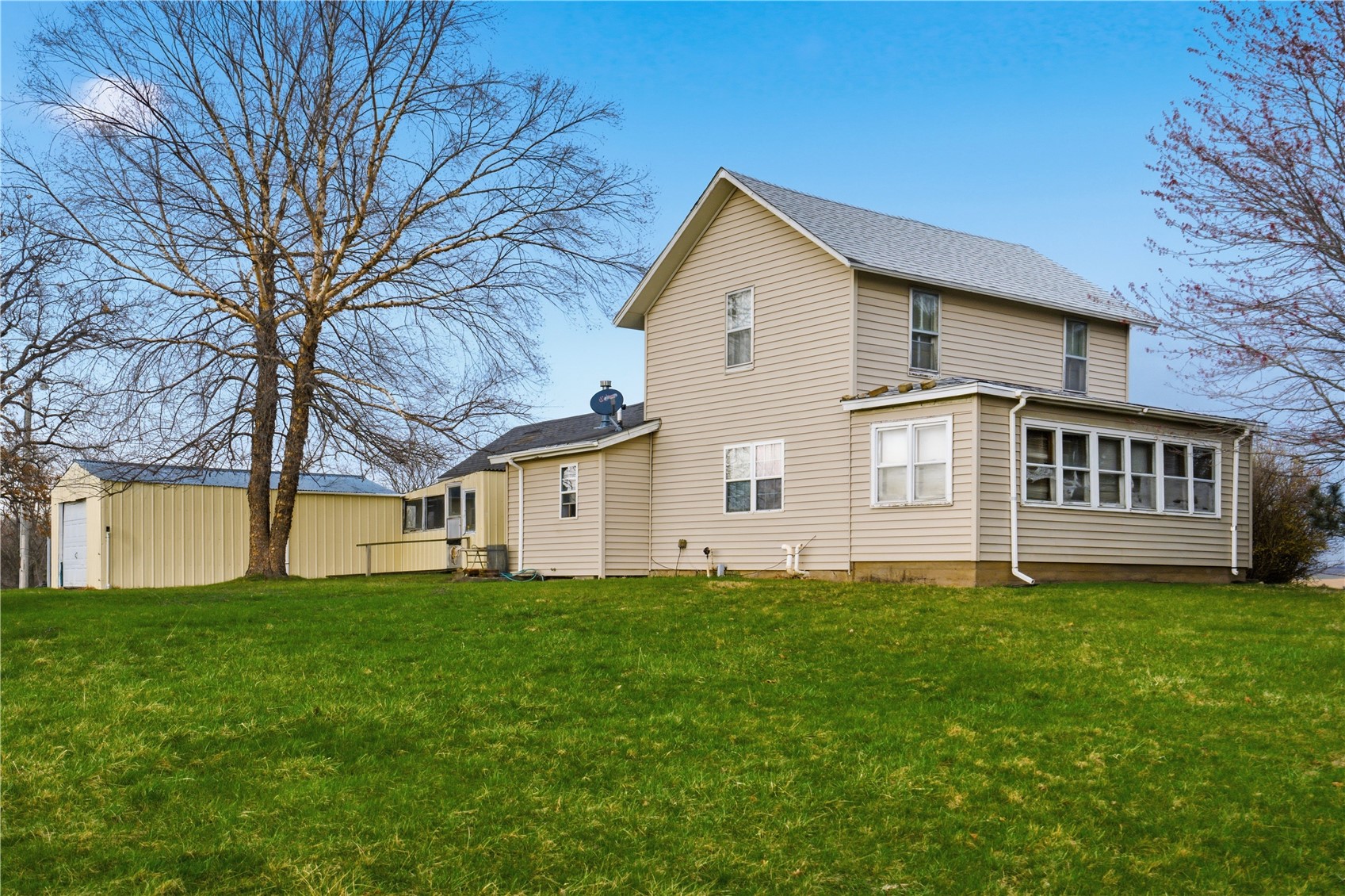 1117 285th Street Tipton IA 52772