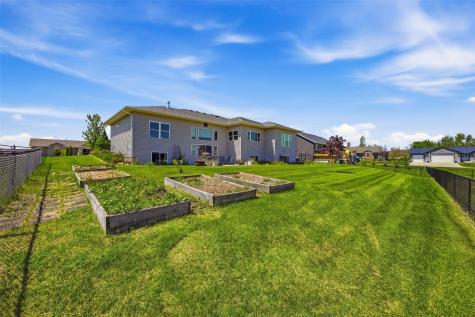 2791 Creekview Trail Palo IA 52324