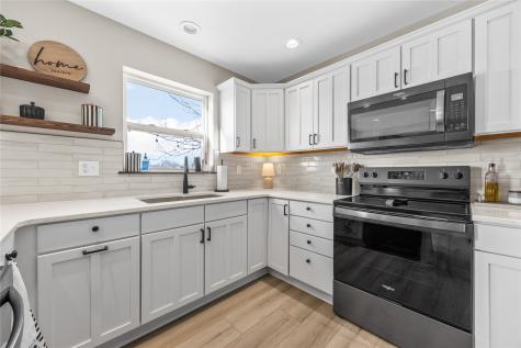 2390 Beryl Street Marion IA 52302