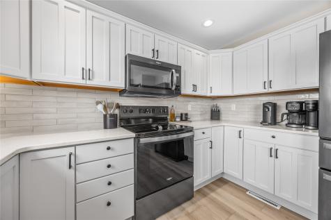 2390 Beryl Street Marion IA 52302