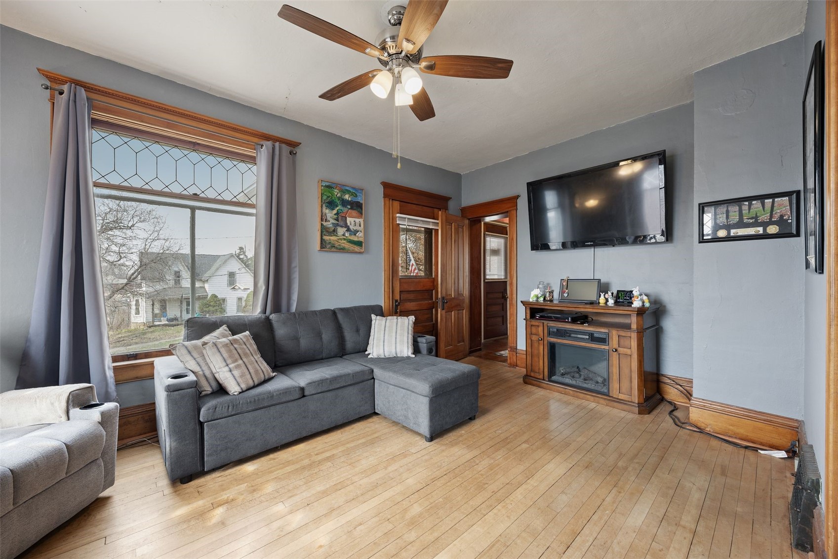 207 N Davis Street Anamosa IA 52205