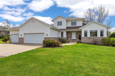 2823 120TH Street NE Swisher IA 52338