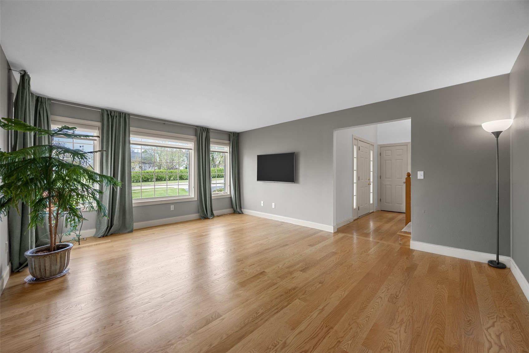 2823 120th Street NE Swisher IA 52338