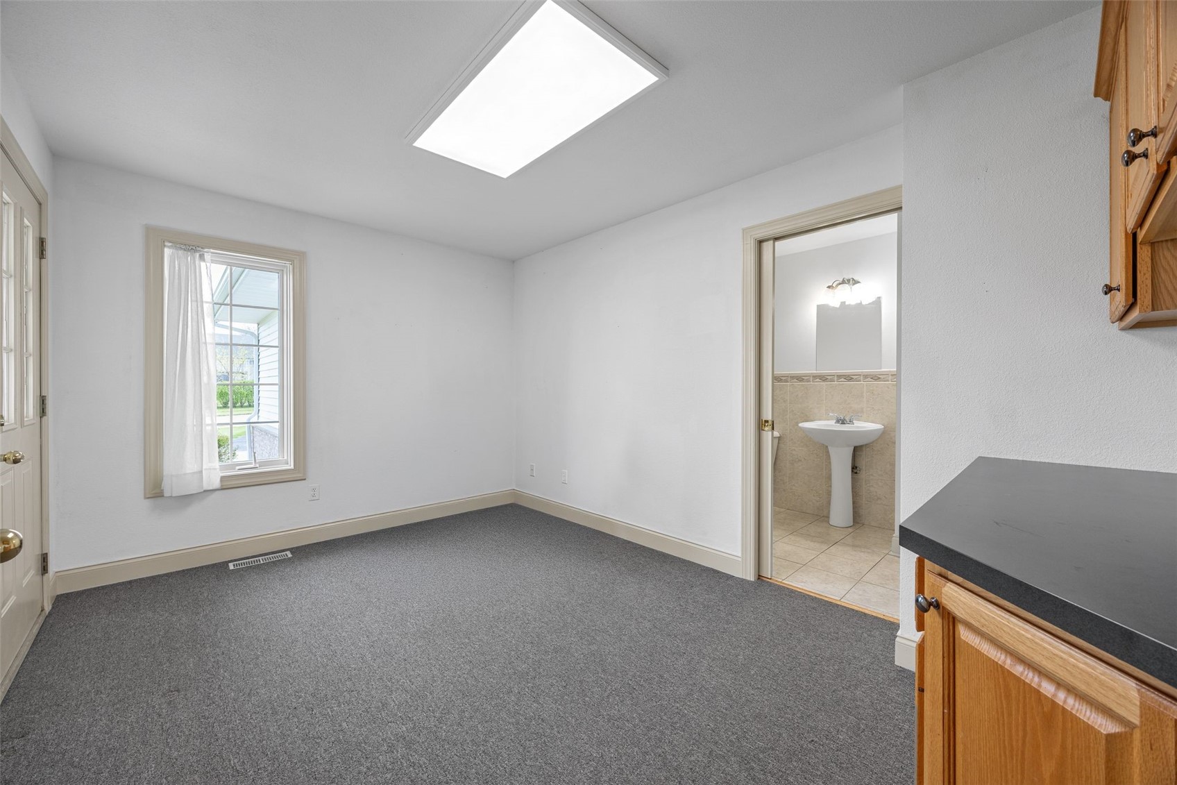 2823 120th Street NE Swisher IA 52338