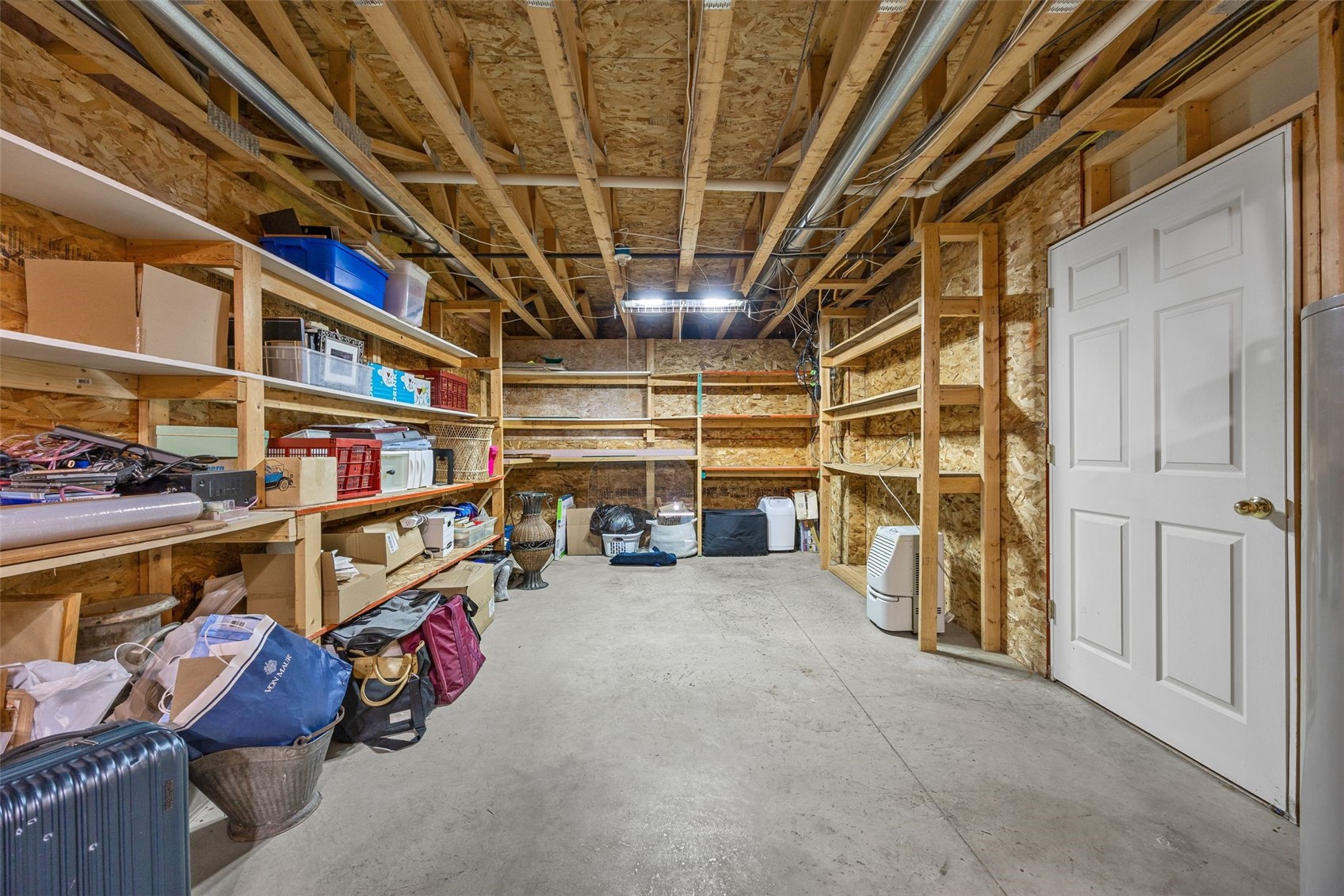2823 120th Street NE Swisher IA 52338