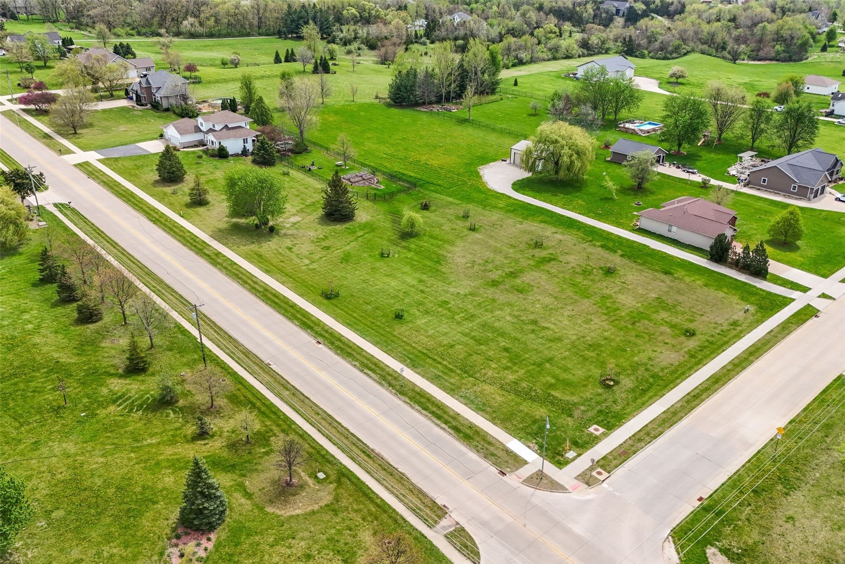 2823 120th Street NE Swisher IA 52338
