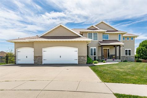 624 Lincoln Court Center Point IA 52213