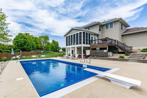 624 Lincoln Court Center Point IA 52213