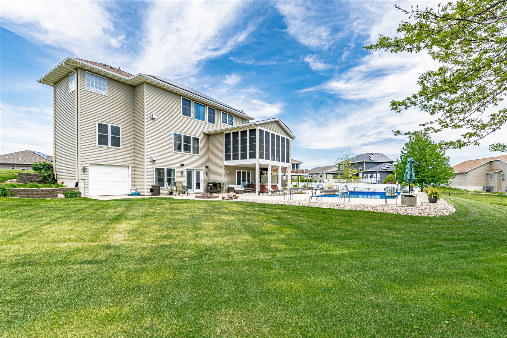 624 Lincoln Court Center Point IA 52213