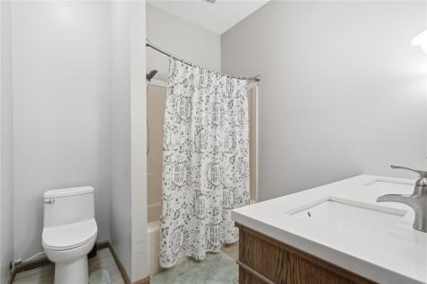3106 Hogan Avenue NW Cedar Rapids IA 52405