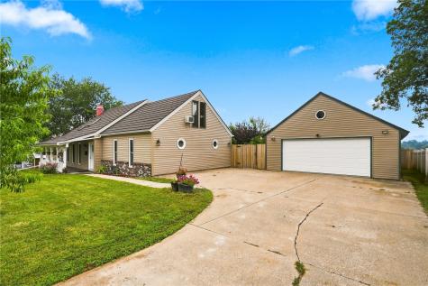 3106 Hogan Avenue NW Cedar Rapids IA 52405