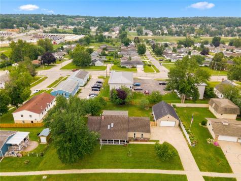 3106 Hogan Avenue NW Cedar Rapids IA 52405