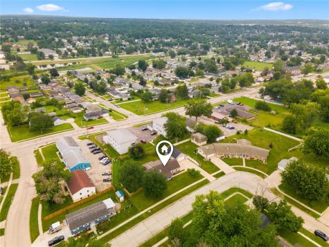 3106 Hogan Avenue NW Cedar Rapids IA 52405