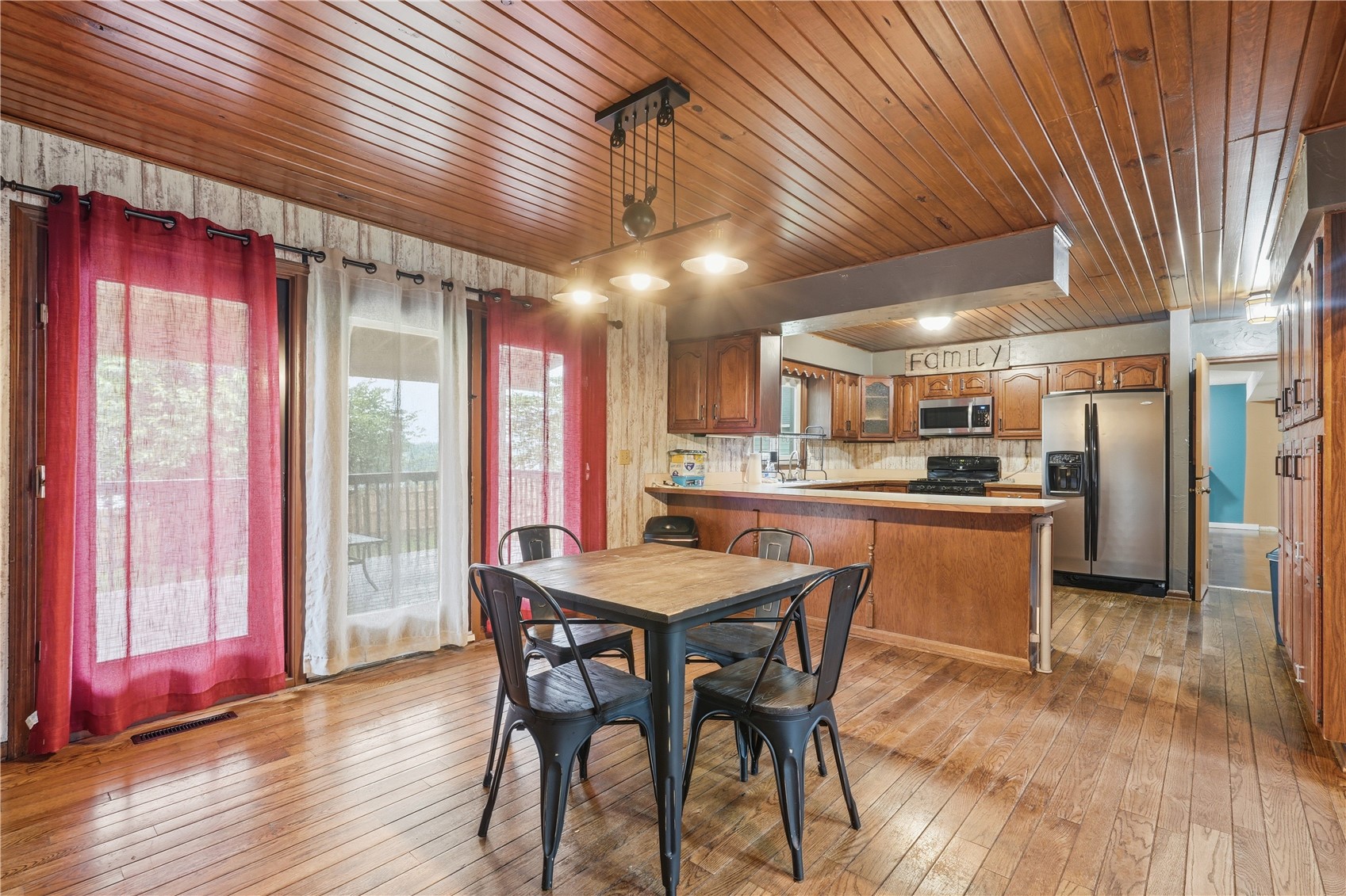 3106 Hogan Avenue NW Cedar Rapids IA 52405