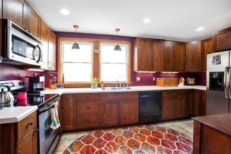 1747 D Avenue NE Cedar Rapids IA 52402
