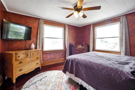 1747 D Avenue NE Cedar Rapids IA 52402