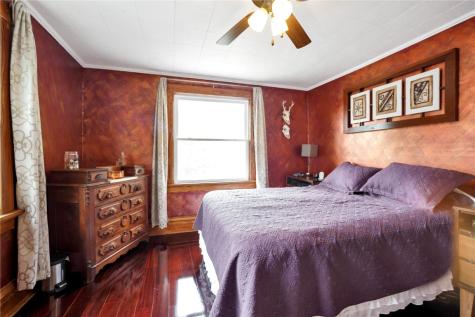 1747 D Avenue NE Cedar Rapids IA 52402