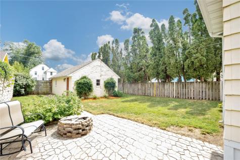 1747 D Avenue NE Cedar Rapids IA 52402