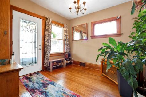 1747 D Avenue NE Cedar Rapids IA 52402