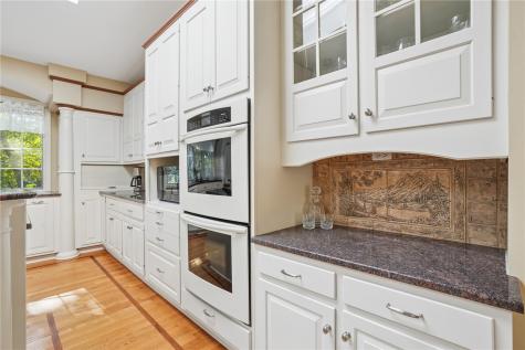 533 Knollwood Drive SE Cedar Rapids IA 52403