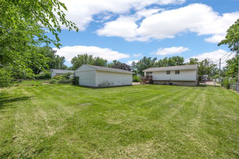 5635 Cornell Street SW Cedar Rapids IA 52404