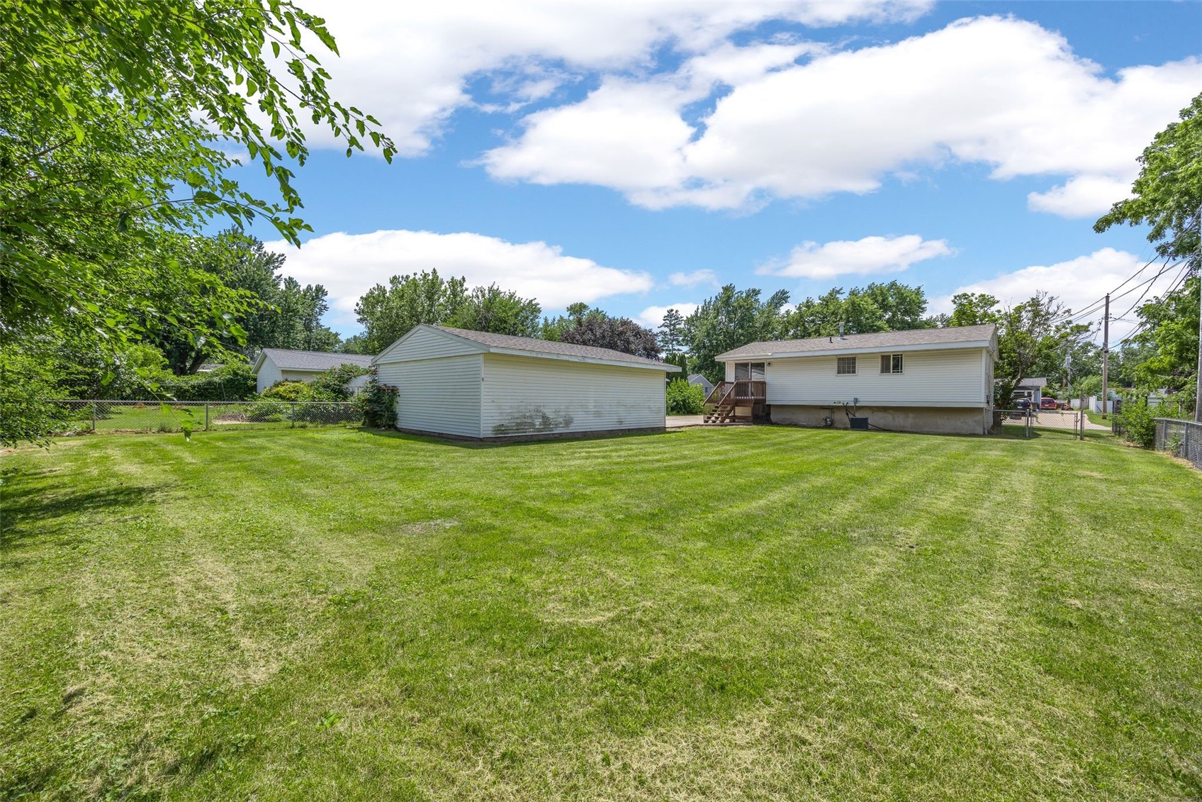 5635 Cornell Street SW Cedar Rapids IA 52404