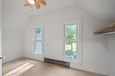 207 River Street South Central City IA 52214