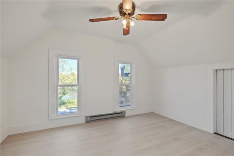 207 River Street South Central City IA 52214