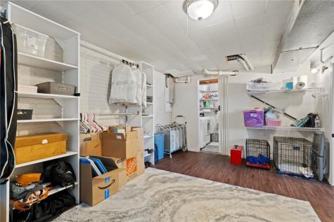6033 Sharon Lane NW Cedar Rapids IA 52405