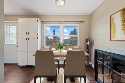 6033 Sharon Lane NW Cedar Rapids IA 52405
