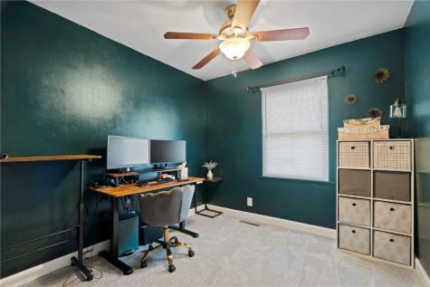 6033 Sharon Lane NW Cedar Rapids IA 52405