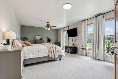 6300 Westwind Road Cedar Rapids IA 52411