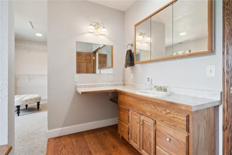 6300 Westwind Road Cedar Rapids IA 52411
