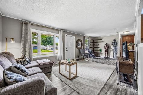 54 Oklahoma Avenue SW Cedar Rapids IA 52404