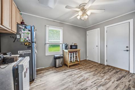 54 Oklahoma Avenue SW Cedar Rapids IA 52404