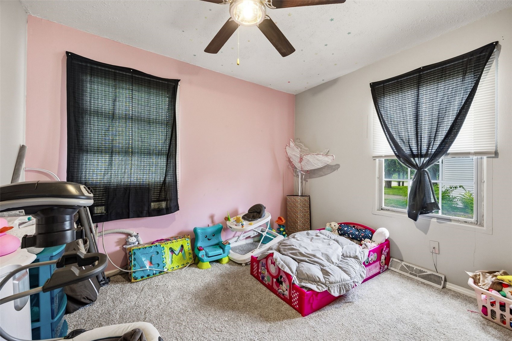 54 Oklahoma Avenue SW Cedar Rapids IA 52404