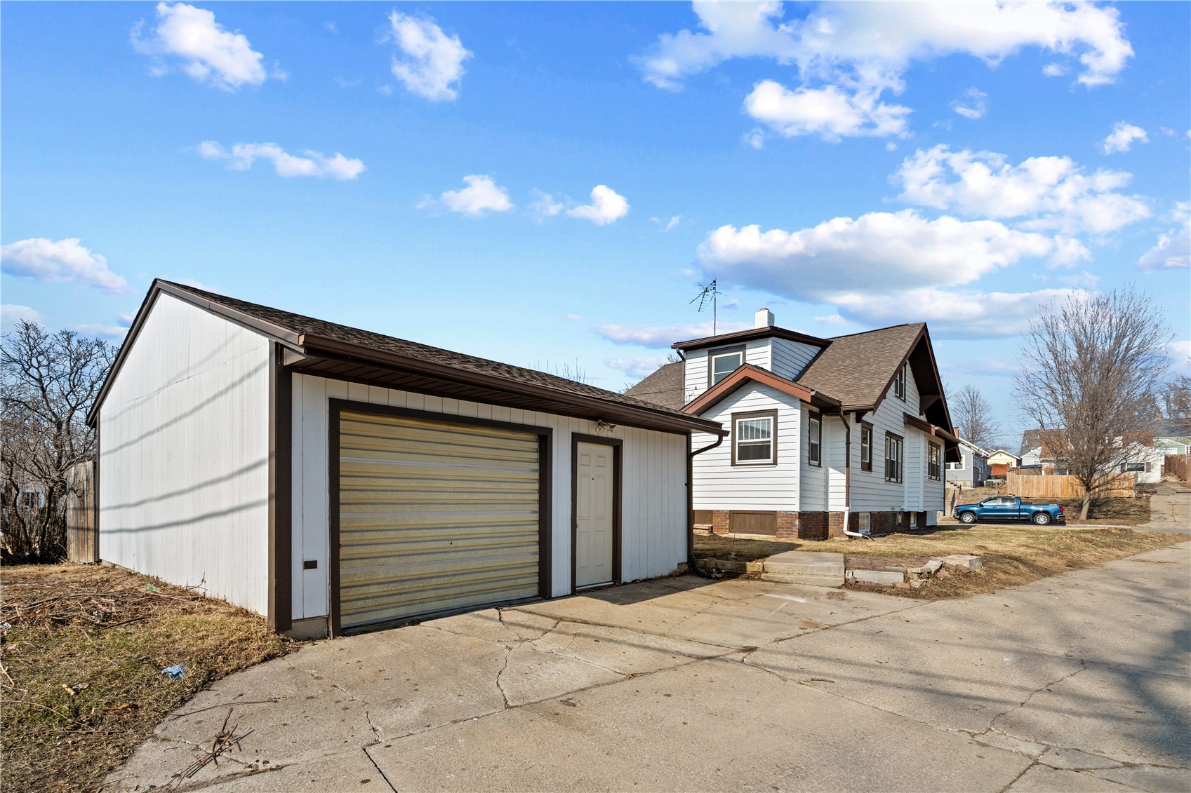 419 21st Street NE Cedar Rapids IA 52402