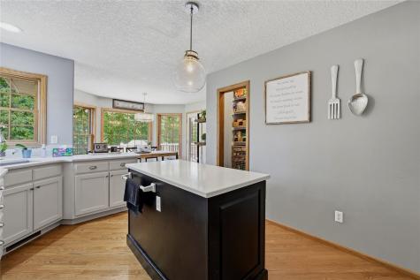 4000 Mehaffey Lane NE Solon IA 52333