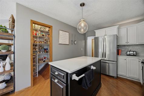 4000 Mehaffey Lane NE Solon IA 52333