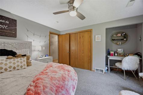 4000 Mehaffey Lane NE Solon IA 52333
