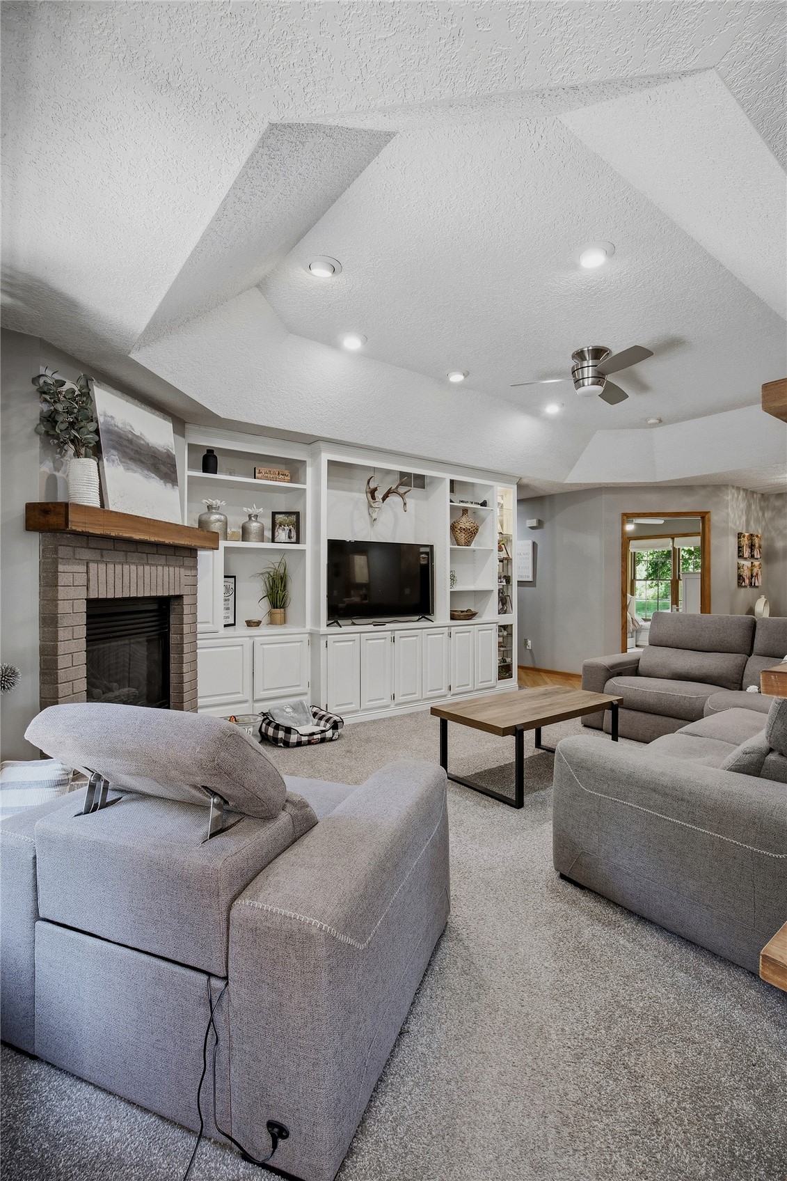 4000 Mehaffey Lane NE Solon IA 52333